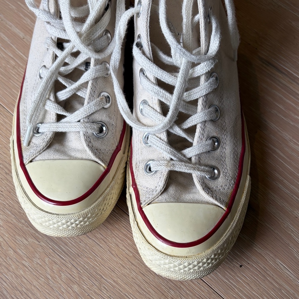 Converse 70’s High Top Sneakers in Off-White with Red Stripe - Picture 3 of 6